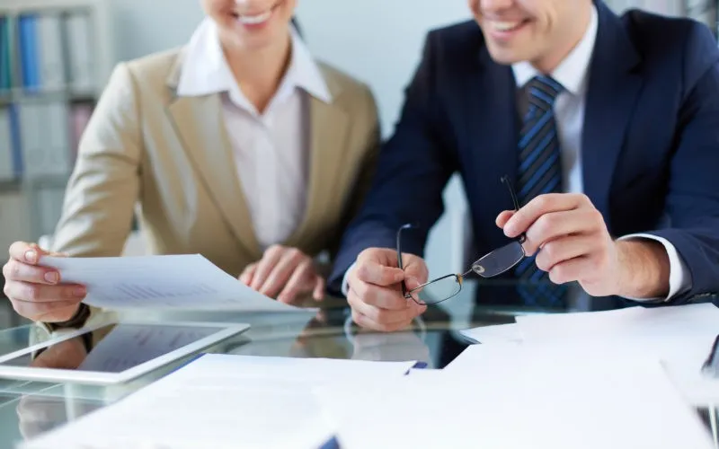 Choose-the-Right-Law-Firm