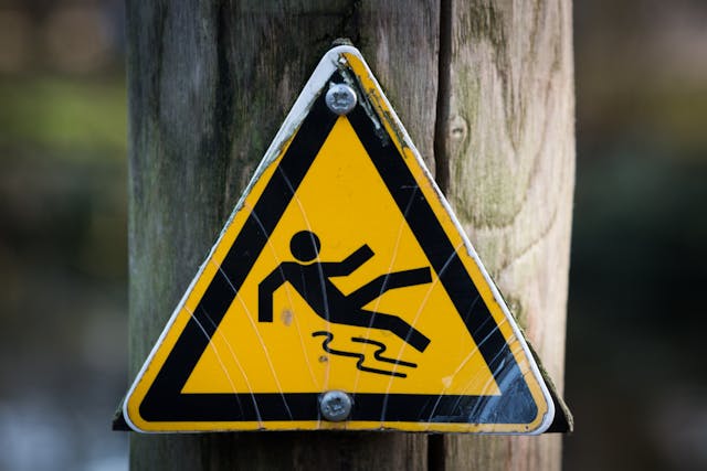 What to Do After a Slip and Fall Accident in Snellville