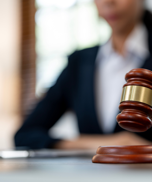 Settlement vs. Trial Which Option Maximizes Your Compensation