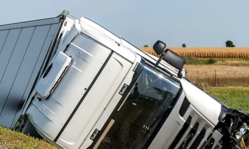 truck-accident-img3